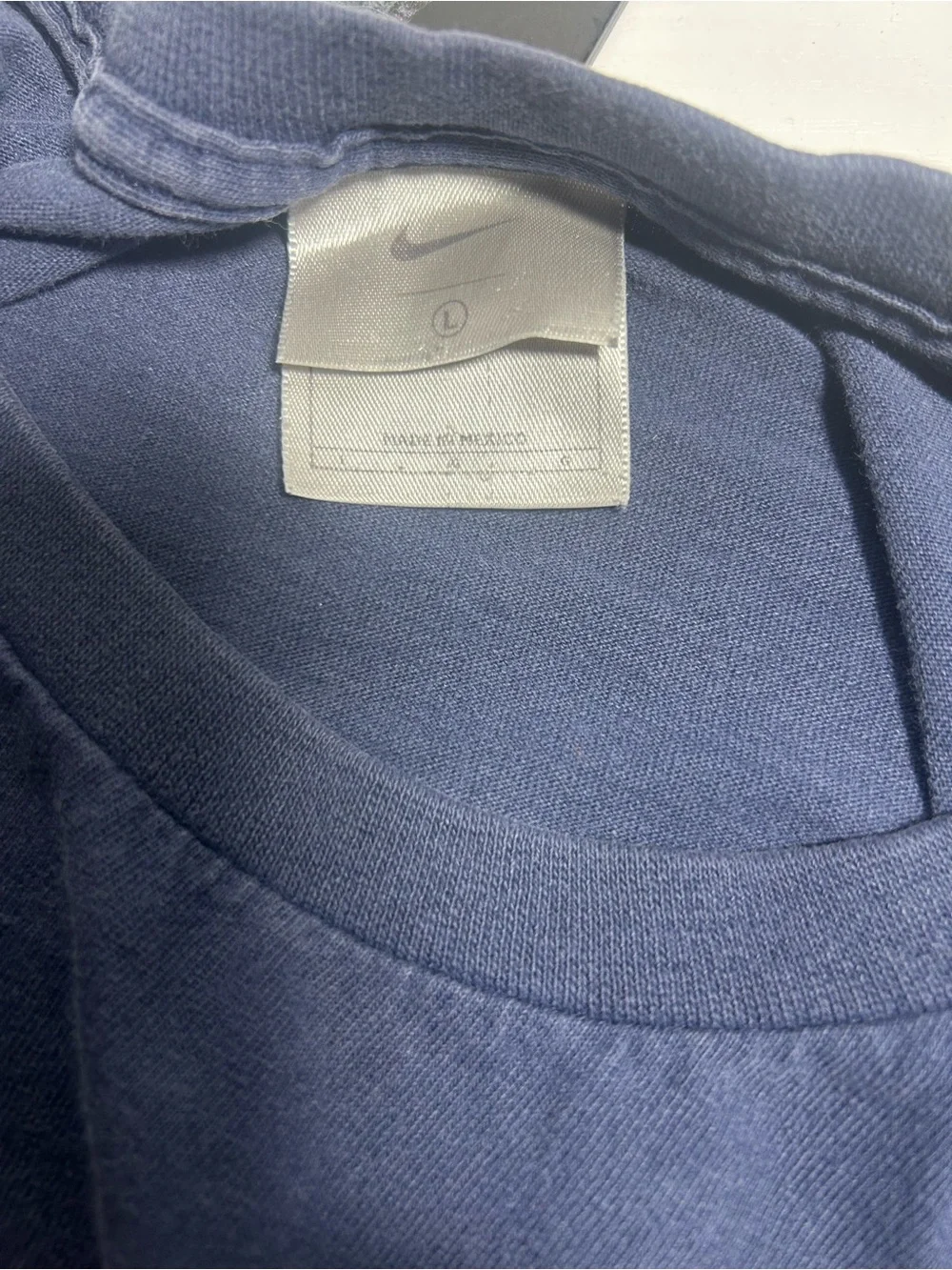 Nike Navy Short-Sleeve Logo Tee - 'There Is No Finish Line' Y2K
